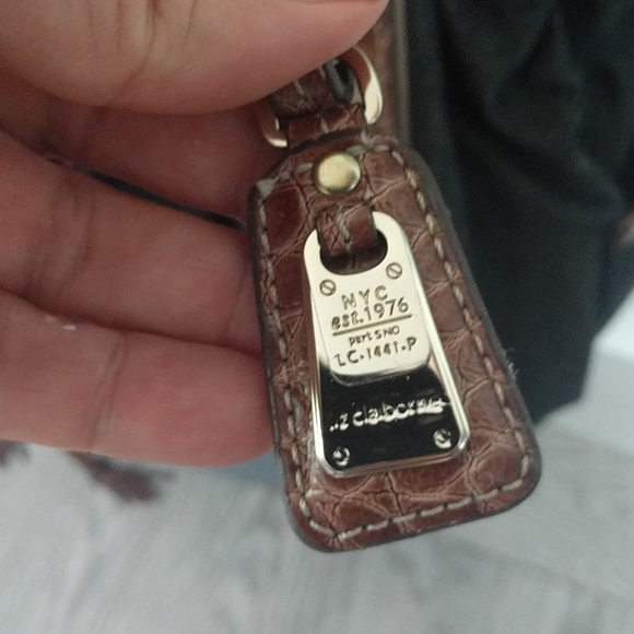 Beautiful shoulder bag by Liz Claiborne 🍀 - Picture 4 of 12